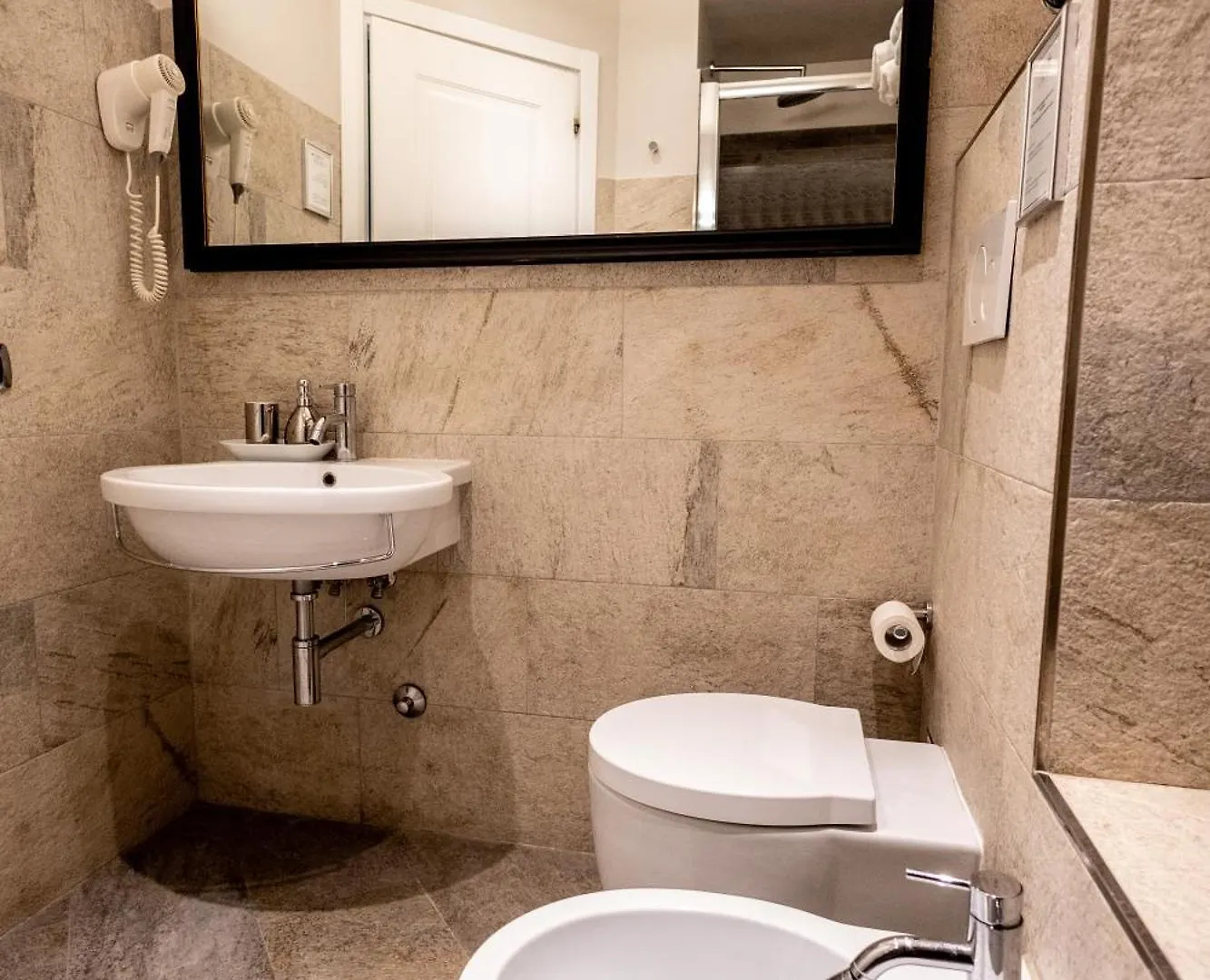 Hotel Mybedcavour Roma 2*,