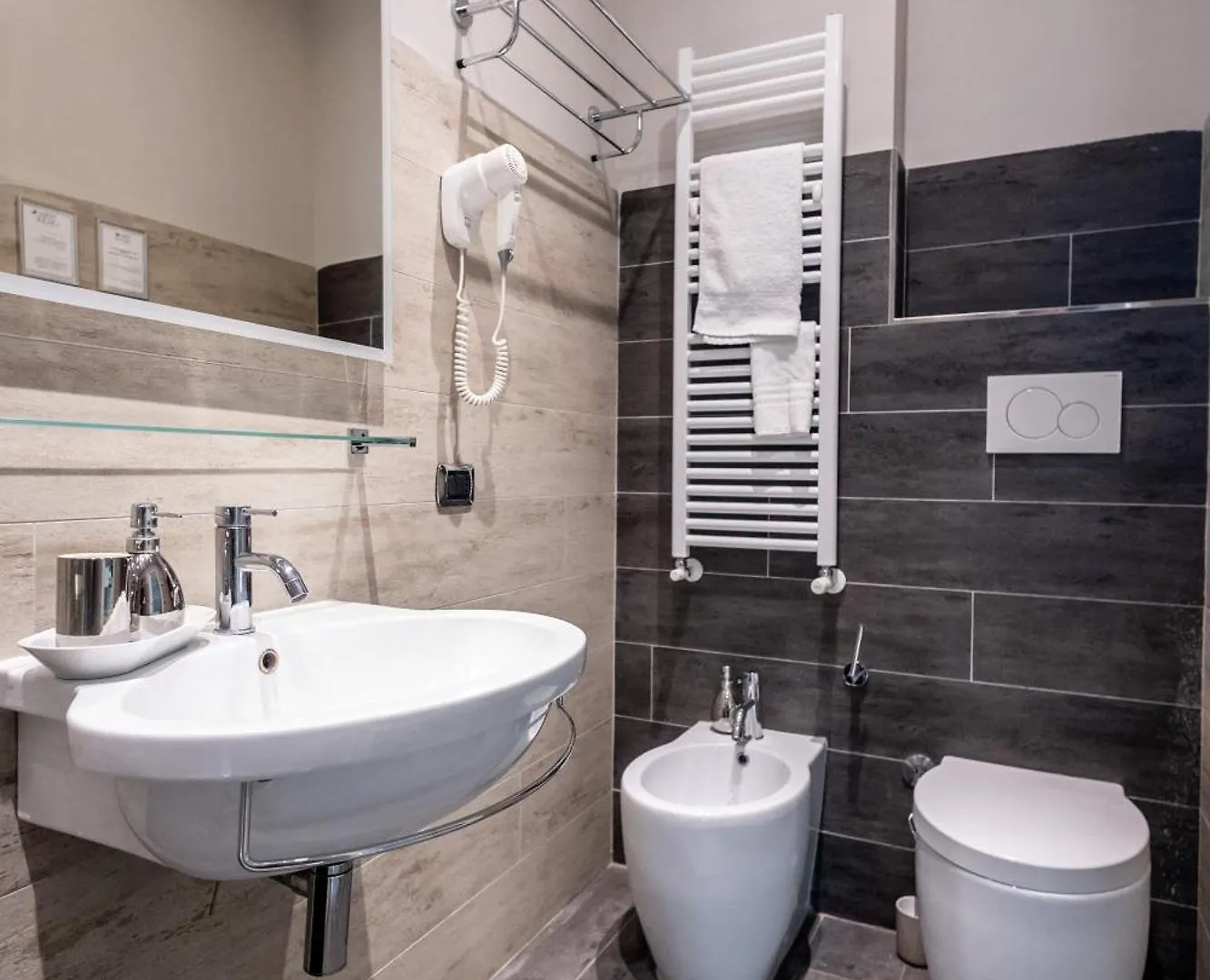 Hotel Mybedcavour Roma Affittacamere